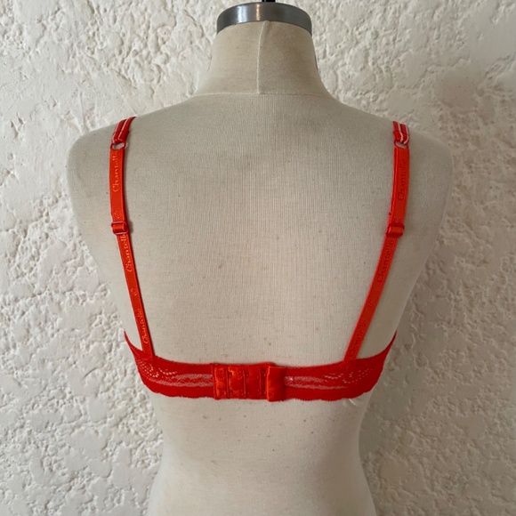 Chantelle Merci Demi Bra 32DD Orange /Red Sheer Lace Floral Underwire Worn 1x - Picture 6 of 10